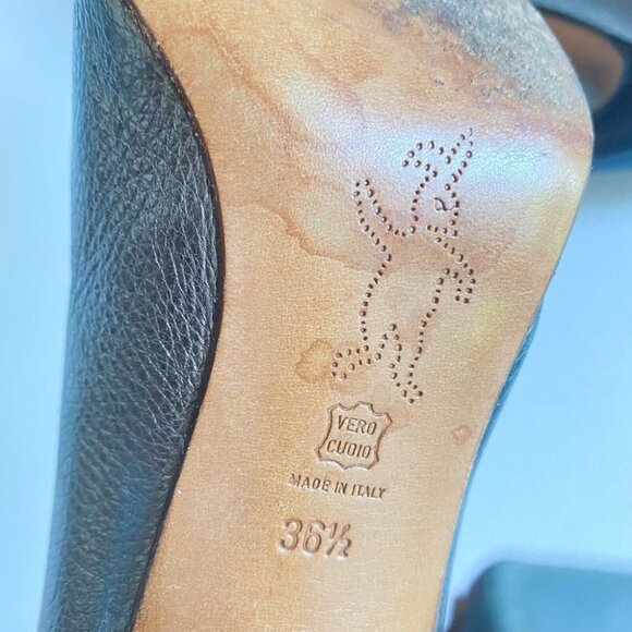 Marni Metallic Gold Mary Jane T Strap Almond Toe  Heels 36.5 - Picture 8 of 8